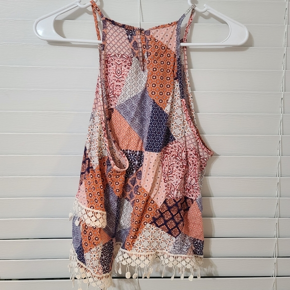 3/$12 or 5/$17⭐️Boho Crop Top - Picture 4 of 4